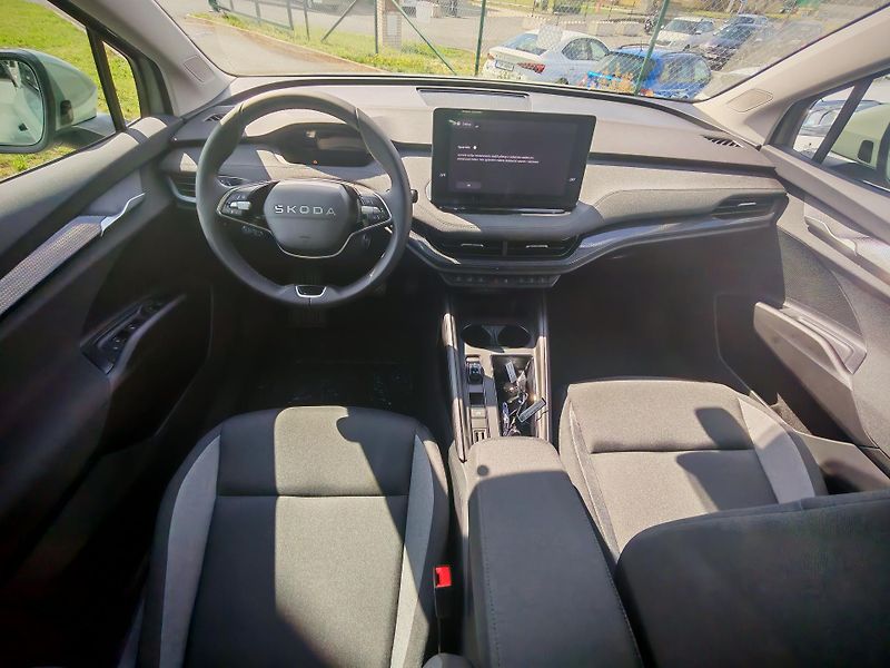 Škoda Elroq (2026) ESSENCE 61kWh MR2027 - fotka 6 z 16