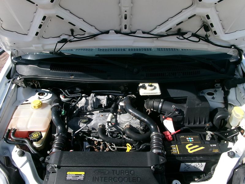 Ford Tourneo Connect 1,8 TDCi KLIMA TAŽNÉ - fotka 26 z 26