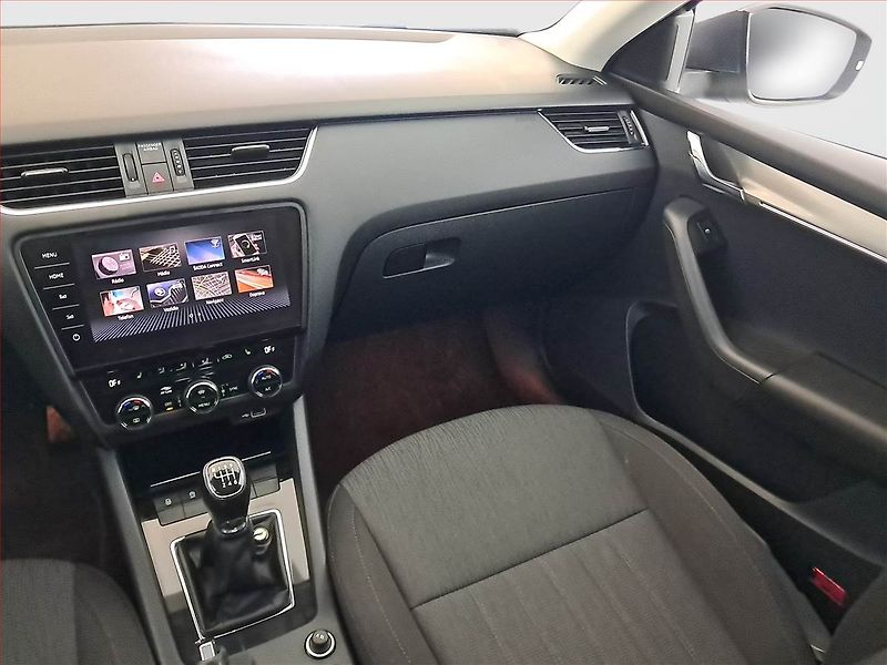 Škoda Octavia (2019) 2.0 TDI, Serv.kniha, Navi - fotka 8 z 21