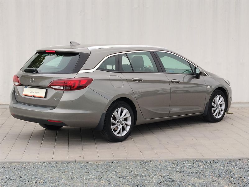 Opel Astra 1,4   SPORTS TOURER+ - fotka 23 z 30