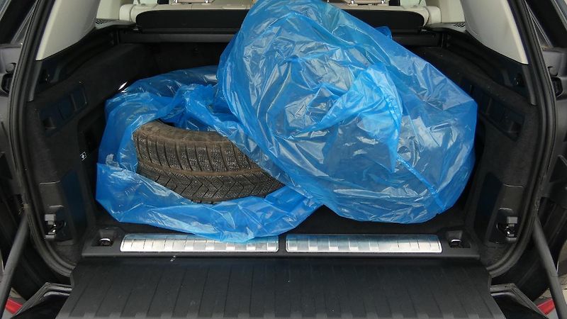 BMW X5 xDrive 45e - fotka 19 z 24