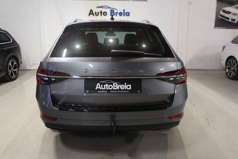 Škoda Superb (2023) 2.0TDI DSG Matrix Display - fotka 11 z 35