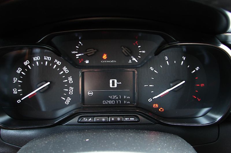 Citroën C3 III 1.2 PureTech 83PS 28t Km! - fotka 21 z 40