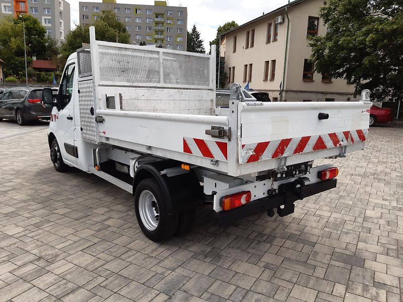 Renault Master (2019) 2,3DCi tupláky, tažné3,5t, DPH - fotka 13 z 34