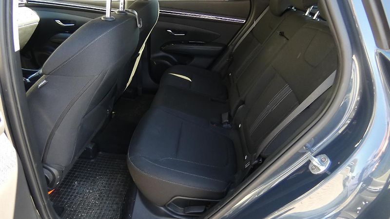 Hyundai Tucson 1.6 T-GDI 110kW DCT Smart - fotka 19 z 22