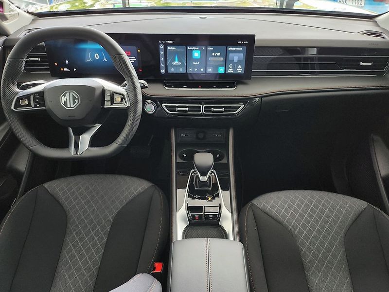 MG HS (2025) 1,5 TGI Emotion 7DCT,  - fotka 6 z 11