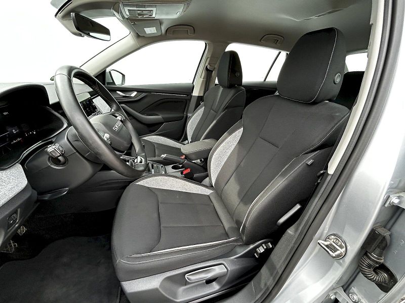 Škoda Scala (2025) 1.0 TSI 85kW MP6 Selection - fotka 23 z 32