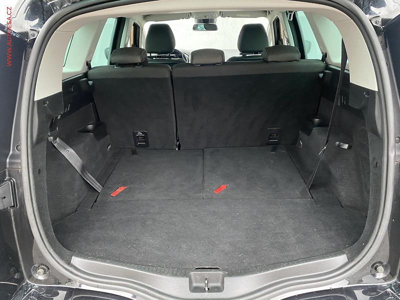 Renault Grand Scénic (2017) 1.5 dCi, 1.maj, AT, TZ, navi - fotka 7 z 19