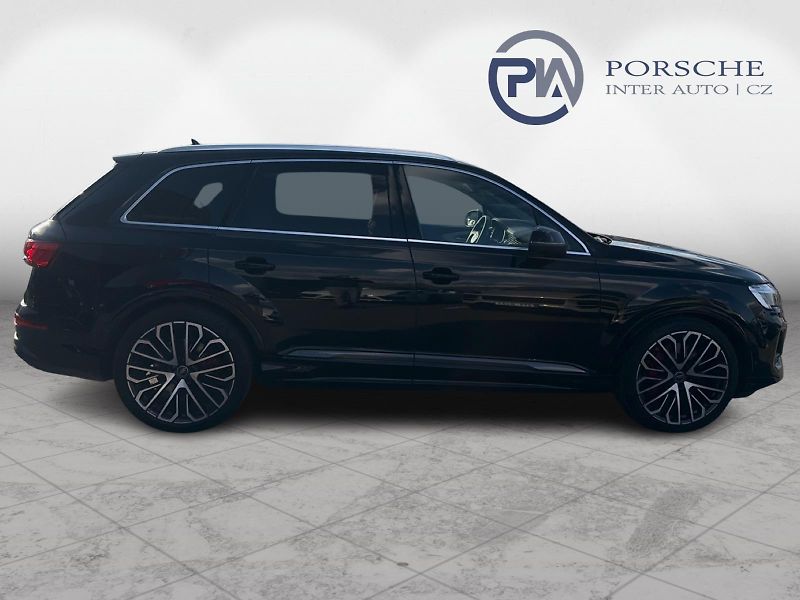 Audi Q7 (2024) 60 eTFSi 360kW - fotka 10 z 25