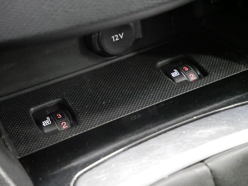 Peugeot 308 - fotka 26 z 30
