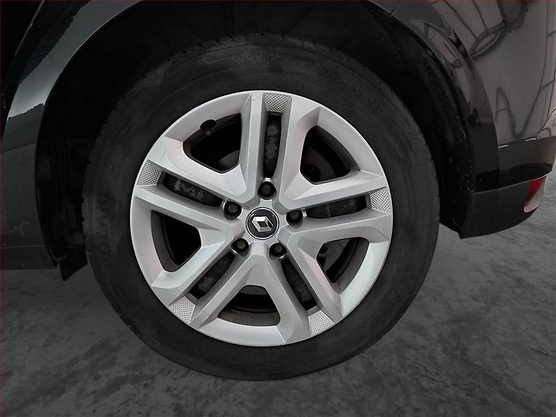 Renault Mégane (2018) 1.5 dCi, Navi, Park. senzory - fotka 15 z 19