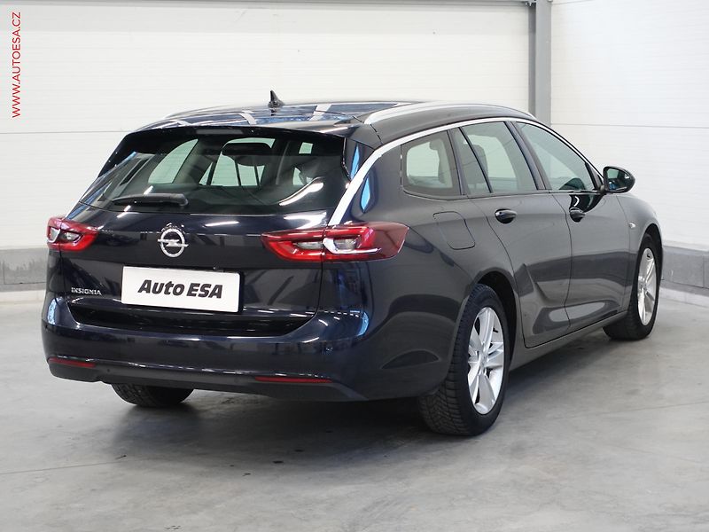 Opel Insignia (2019) 1.6CDTi, ČR, navi, LED - fotka 4 z 23