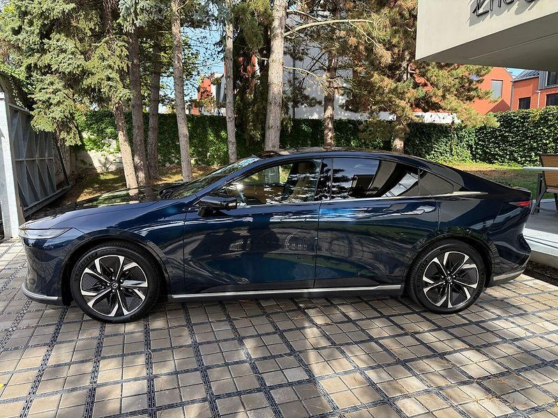 Mazda 6 Takumi Plus 68kWh RWD - fotka 3 z 49