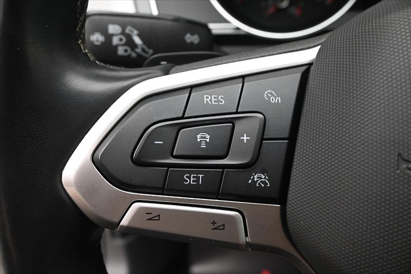 Volkswagen Passat 2,0 TDI 110 kW DSG Business Zá - fotka 24 z 32