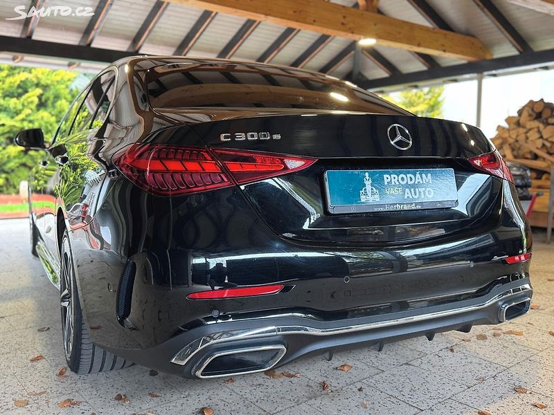 Mercedes-Benz Třídy C 300e AMG paket odpočet DPH - fotka 6 z 29