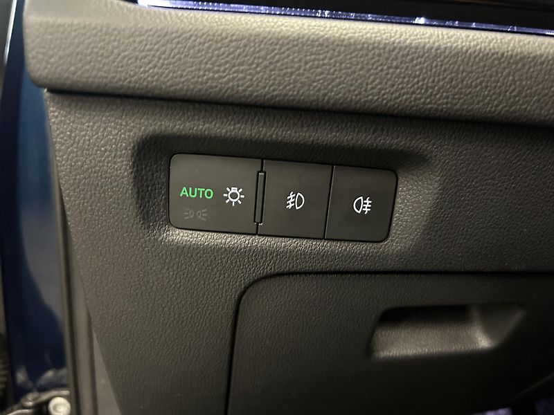 Škoda Octavia (2023) 2.0TDi DSG 4x4 Styl LED HUD TZ - fotka 11 z 34