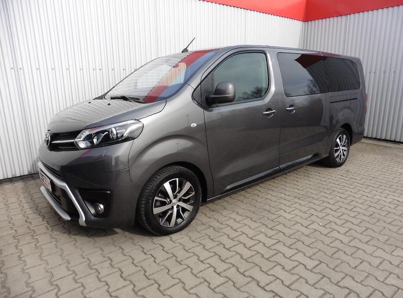 Toyota ProAce Verso 2.0 D-4D VIP L2 7.míst Webasto