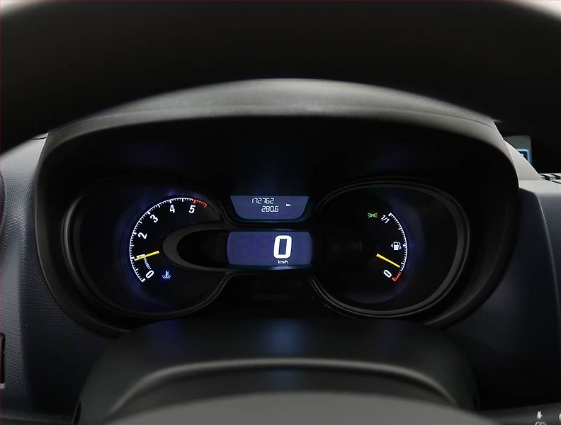 Opel Vivaro (2016) 1.6 BiCDTI, Bus, 9Míst - fotka 11 z 19