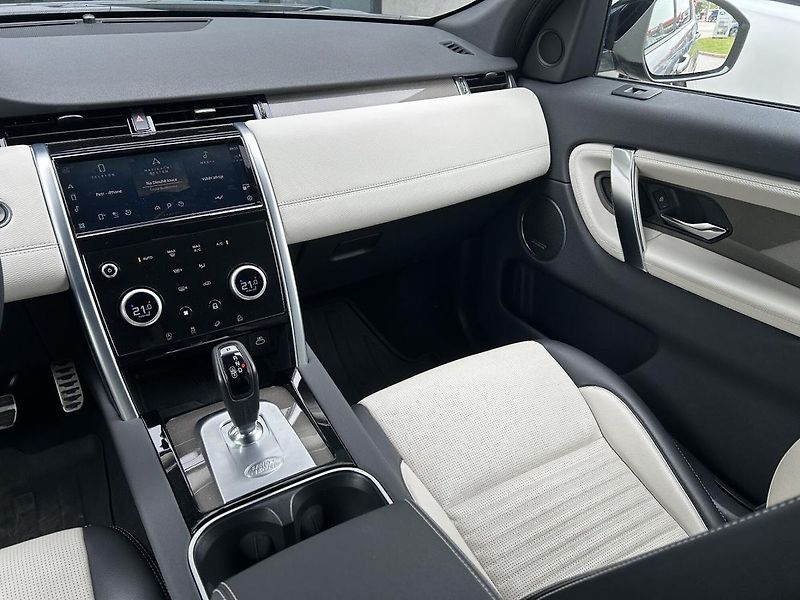 Land Rover Discovery Sport D200 R-Dynamic SE - fotka 18 z 23