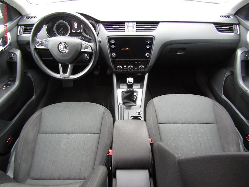 Škoda Octavia (2020) 2.0TDI, ČR, Style - fotka 8 z 19