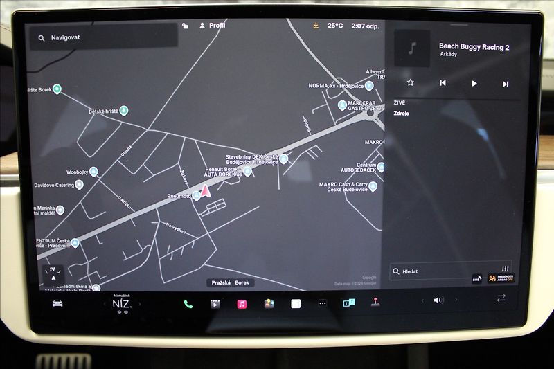 Tesla Model S 0,0 1.majitel ZÁNOVNÍ ! - fotka 21 z 34