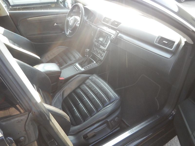Volkswagen CC 2.0 TDI, DIGIKLIMA, TAŽNÉ - fotka 13 z 24