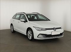 Volkswagen Golf (2024) Life 1.0 TSI, ČR,1.maj - fotografie inzerátu