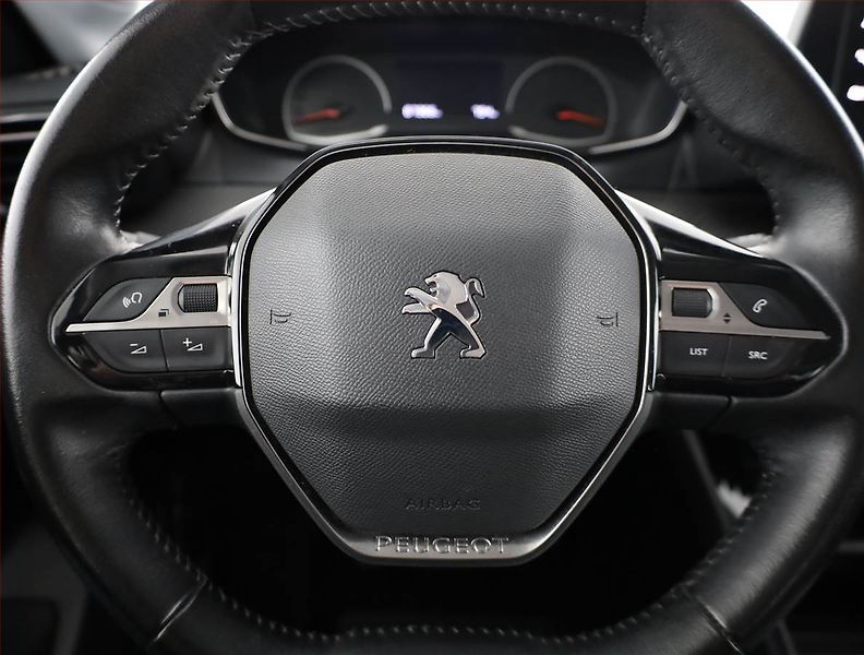 Peugeot 208 (2021) Active 1.2 PureTech - fotka 8 z 15