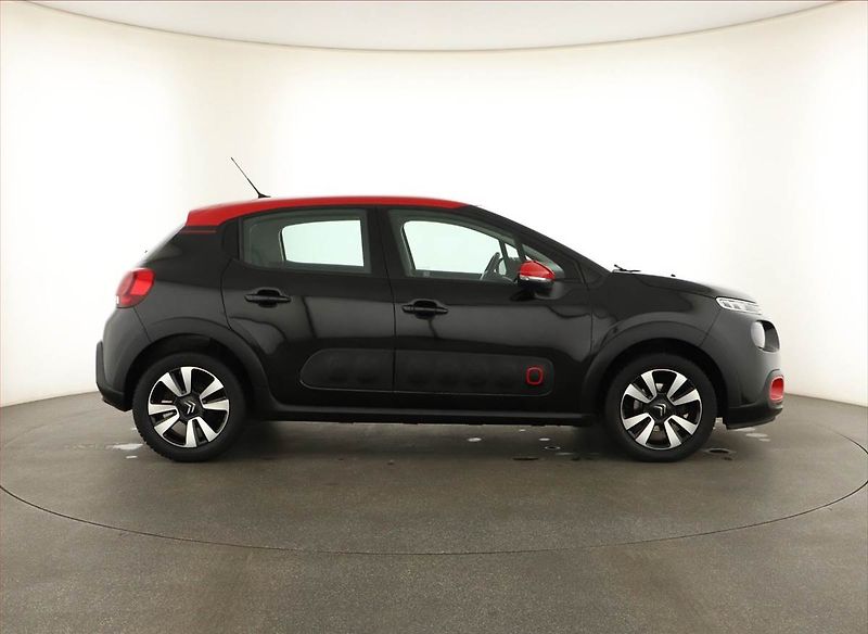 Citroën C3 (2018) 1.2 PureTech, Serv.kniha, Navi - fotka 6 z 15