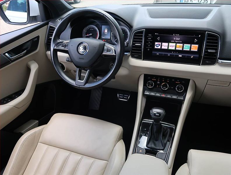 Škoda Karoq (2017) Style Plus 1.5 TSI - fotka 7 z 26