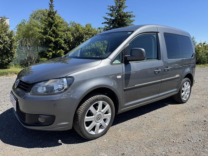 Volkswagen Caddy 1.6TDi,75kw,5míst,klima,Tažné. - fotka 1 z 37