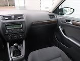 Volkswagen Jetta (2015) 1.2 TSI, Park. senzory - náhled 8