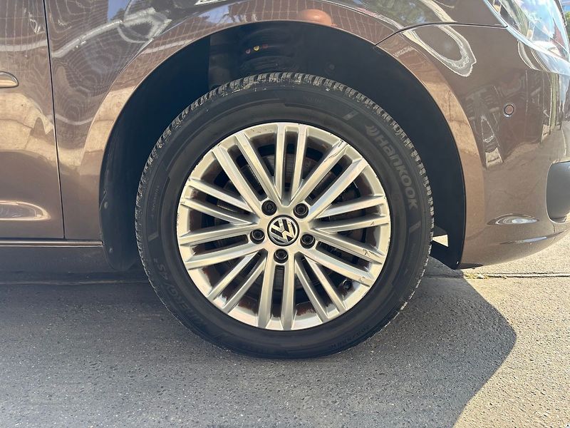 Volkswagen Touran 1.4TSI-103KW.DSG.7MÍST.ZÁRUKA - fotka 45 z 51