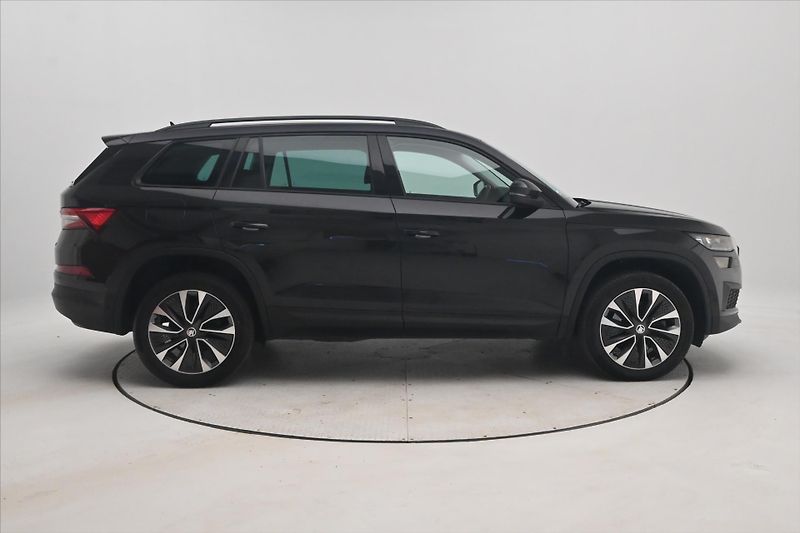 Škoda Kodiaq 2,0 TDI 147 kW DSG 4x4 TAŽNÉ Z - fotka 4 z 33