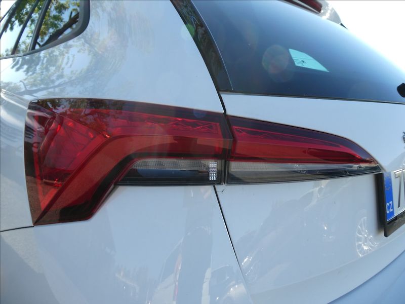 Škoda Scala 1,0 TSi 81kW Style, NAVIGACE - fotka 11 z 41