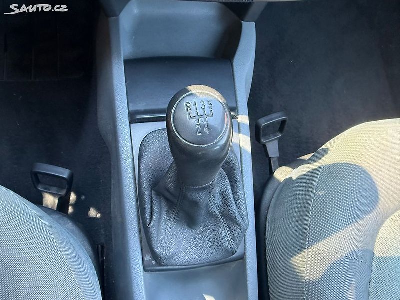Škoda Fabia (2001) 1.4MPI, 44kw - fotka 19 z 20