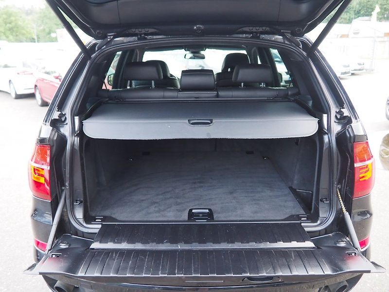 BMW X5 (2011) 3.0d 180 kW, xDrive - fotka 14 z 39