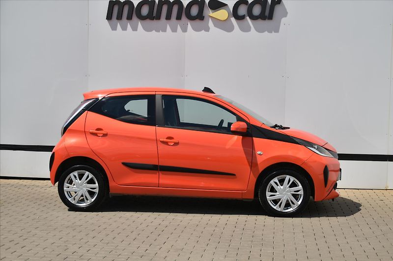 Toyota Aygo 1.0 VVT-i 51kW X-PLAY - fotka 8 z 24