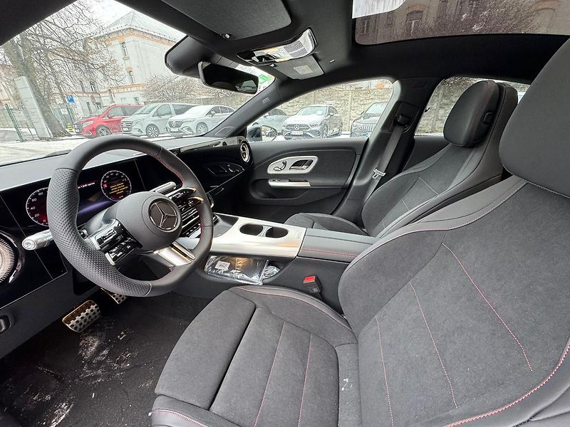 Mercedes-Benz CLA 250+ EQ demo - fotka 9 z 22
