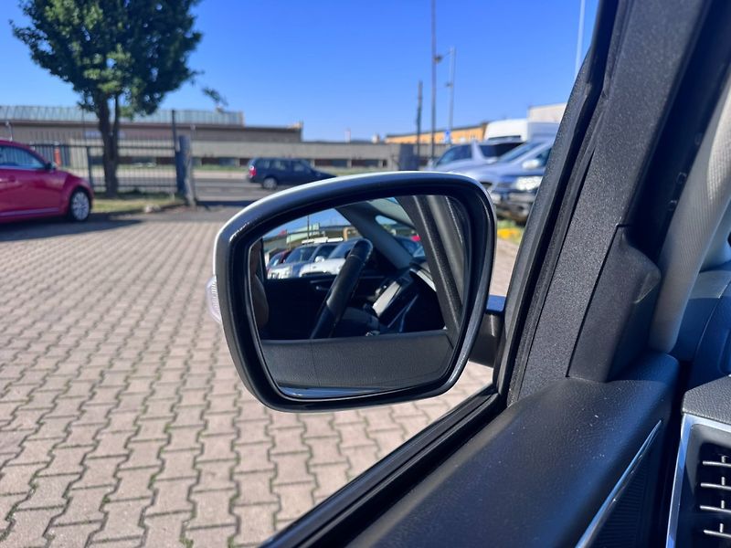 Ford Galaxy (2016) 2,0 TDCI 132KW 1. MAJ TITAN 7X - fotka 32 z 50