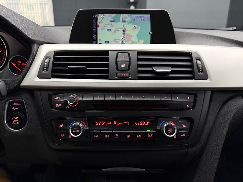 BMW Řada 4 (2015) Gran Coupé 418d A/T - fotka 22 z 24