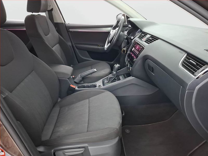 Škoda Octavia (2020) Style 2.0 TDI, Automat, Navi - fotka 9 z 19