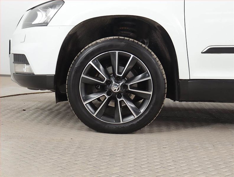 Škoda Yeti (2015) Ambition 2.0 TDI, Serv.kniha - fotka 14 z 19