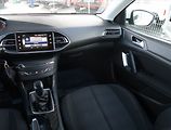 Peugeot 308 (2017) 1.2 PureTech, Serv.kniha, Navi - náhled 8