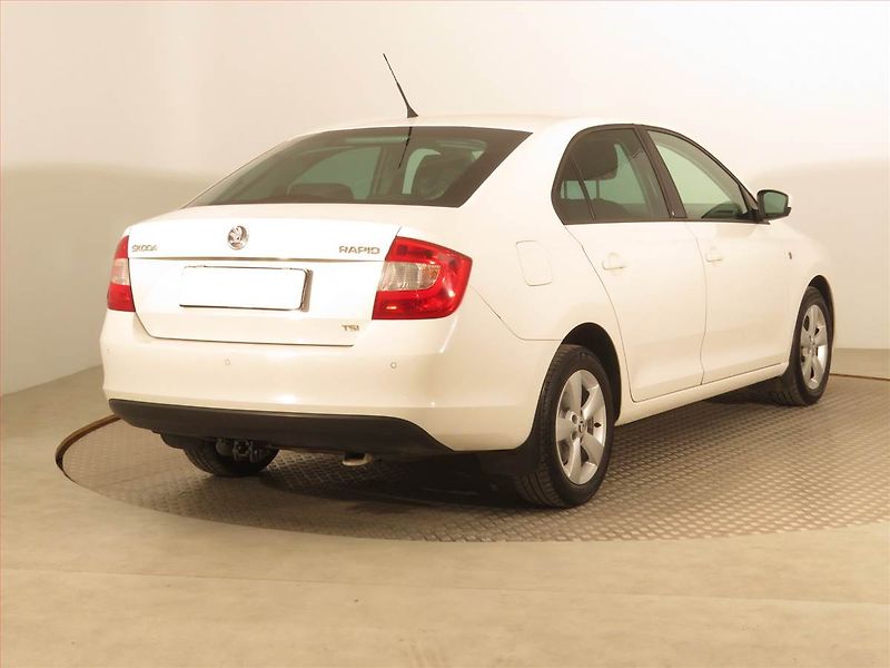 Škoda Rapid (2013) 1.2 TSI, Serv.kniha, Tempomat - fotka 5 z 15