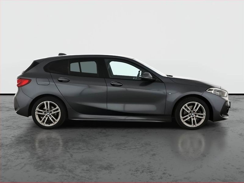 BMW Řada 1 (2021) M Sport 116d - fotka 6 z 21