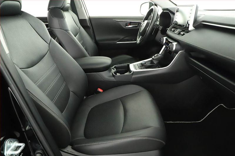 Toyota RAV4 (2020) 2.5 Hybrid - fotka 7 z 20