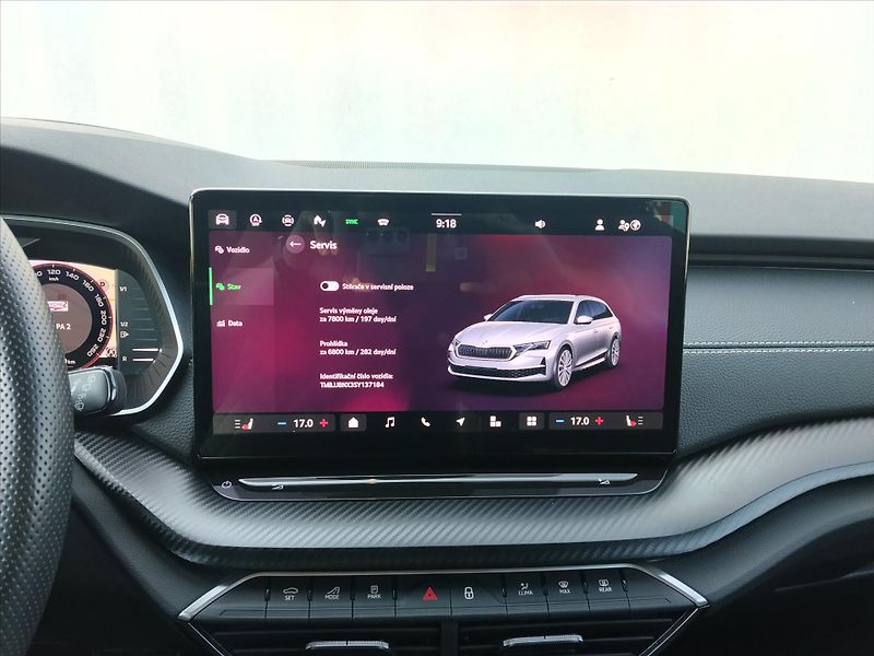 Škoda Octavia 2,0   2,0 TDI 110 KW DSG SPORT - fotka 11 z 36