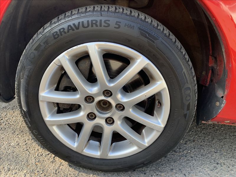 Volkswagen Sharan 1,8 t LPG 7MÍST - fotka 9 z 19