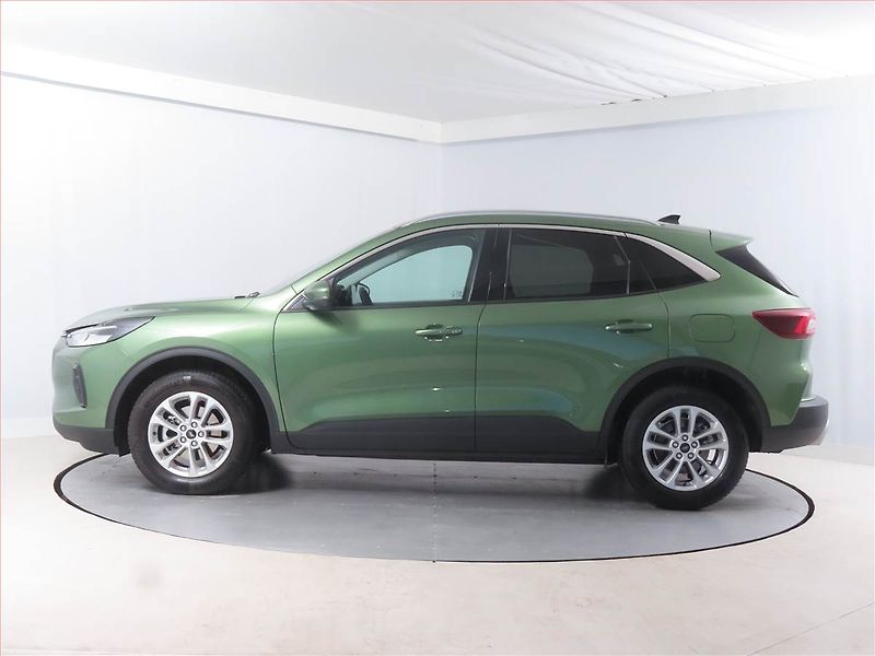 Ford Kuga (2024) Titanium 1.5 EcoBoost - fotka 3 z 15
